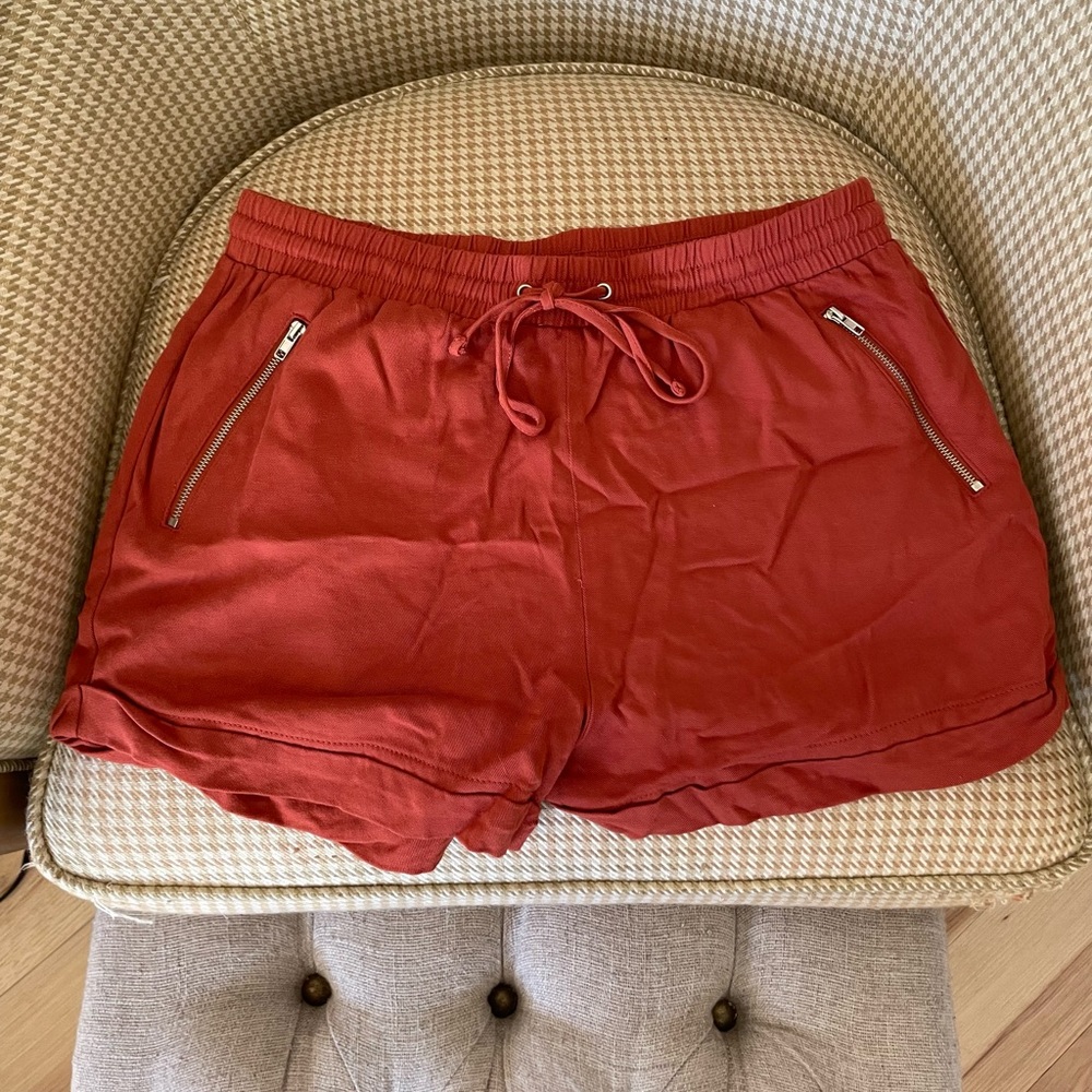 Forever 21 High-rise elastic waist shorts- Red, size Medium